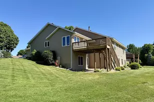 1721 Carleton Dr, Hastings, MN 55033 - Photo 5