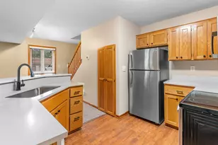 1585 Millpond Ct, Chaska, MN 55318 - Photo 7