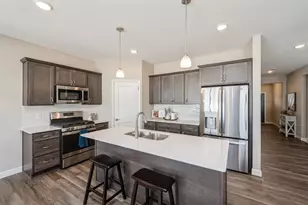 7803 Bridgewater Ct, Greenfield, MN 55373 - Photo 5
