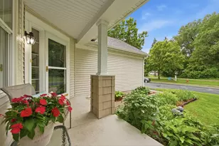 245 Pine Hollow Dr, Circle Pines, MN 55014 - Photo 5
