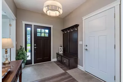 305 Dancing Waters Circle, Mankato, MN 56001 - Photo 3