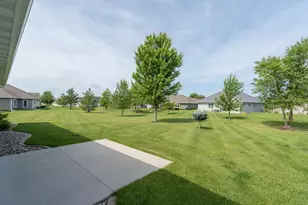 305 Dancing Waters Cir, Mankato, MN 56001 - Photo 47