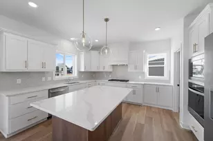 7695 22nd Ave E, Shakopee, MN 55379 - Photo 1