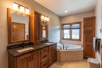 1913 Pentland Street, West Fargo, ND 58078 - Photo 15