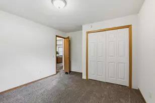 1534 Larpenteur Ave E, Saint Paul, MN 55109 - Photo 25