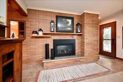 65 E Broadway Street, Winona, MN 55987 - Photo 3