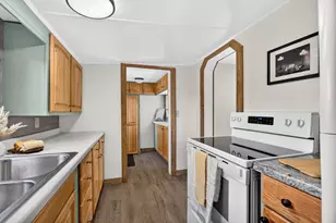 213 Roosevelt Rd SW, Bemidji, MN 56601 - Photo 9