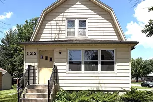 123 E 12th St, Fairmont, MN 56031 - Photo 1