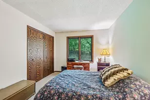 6680 Lotus Trail, Chanhassen, MN 55317 - Photo 25