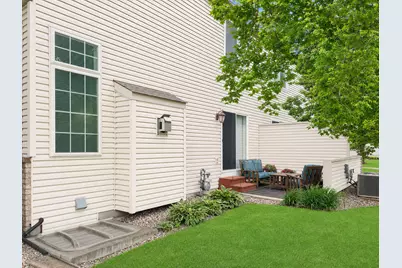 9949 Hamlet Lane S, Cottage Grove, MN 55016 - Photo 3