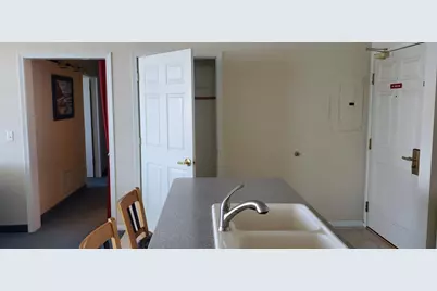100 Central Point Road #106, Lake City, MN 55041 - Photo 9