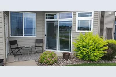 100 Central Point Road #106, Lake City, MN 55041 - Photo 17
