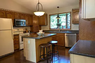 8427 Cooper Way, Inver Grove Heights, MN 55076 - Photo 5