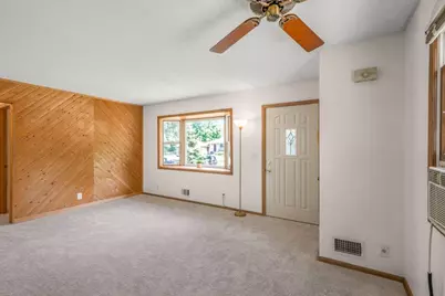 5949 Quail Avenue N, Crystal, MN 55429 - Photo 5