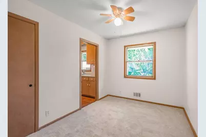 5949 Quail Avenue N, Crystal, MN 55429 - Photo 9