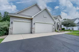 3895 Arlington Dr, Woodbury, MN 55129 - Photo 51