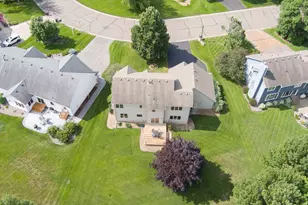3895 Arlington Dr, Woodbury, MN 55129 - Photo 71