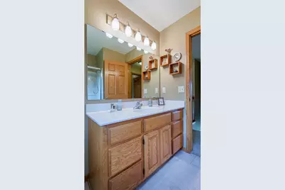 3895 Arlington Drive, Woodbury, MN 55129 - Photo 37