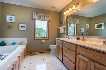 3895 Arlington Drive, Woodbury, MN 55129 - Photo 43