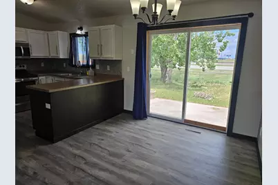 3616 Village Green Lane, Moorhead, MN 56560 - Photo 7