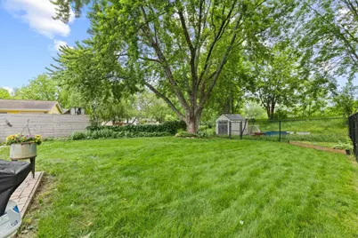 8430 Hiawatha Avenue, Eden Prairie, MN 55347 - Photo 31