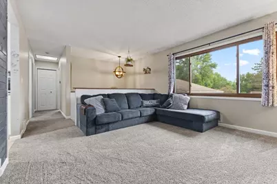 8430 Hiawatha Avenue, Eden Prairie, MN 55347 - Photo 9