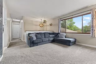 8430 Hiawatha Ave, Eden Prairie, MN 55347 - Photo 9