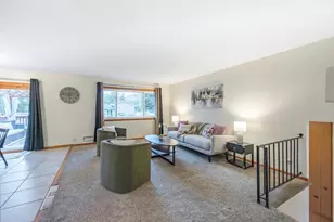 838 Jonathan Dr, Apple Valley, MN 55124 - Photo 7