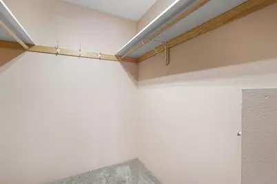 400 Oakland Place NE #9, Austin, MN 55912 - Photo 23