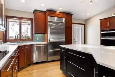 400 Oakland Place NE #9, Austin, MN 55912 - Photo 7