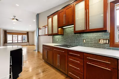 400 Oakland Place NE #9, Austin, MN 55912 - Photo 3