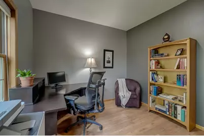 1340 Creekwood Drive, New Richmond, WI 54017 - Photo 5
