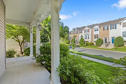 15734 Porchlight Lane, Eden Prairie, MN 55347 - Photo 3