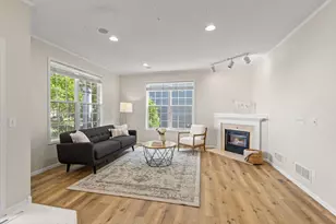 15734 Porchlight Ln, Eden Prairie, MN 55347 - Photo 5