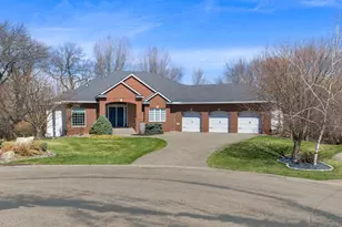10539 Yancy Ct NE, Blaine, MN 55449 - Photo 5