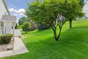 868 Princeton Ave, Shakopee, MN 55379 - Photo 5