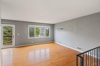 10397 Balsam Lane, Eden Prairie, MN 55347 - Photo 5