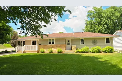 690 7th Avenue, Granite Falls, MN 56241 - Photo 1