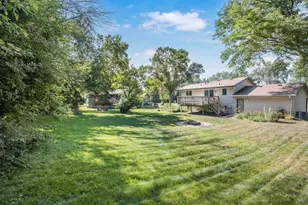9109 Erickson Ct N, Brooklyn Park, MN 55428 - Photo 33
