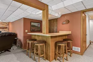156 Red Oaks Dr, Vadnais Heights, MN 55127 - Photo 23