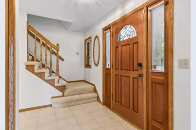 156 Red Oaks Drive, Vadnais Heights, MN 55127 - Photo 3