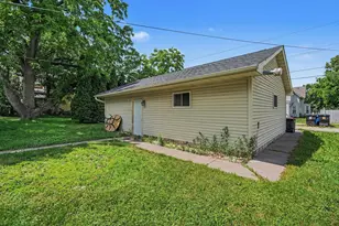 816 W 5th St, Red Wing, MN 55066 - Photo 27