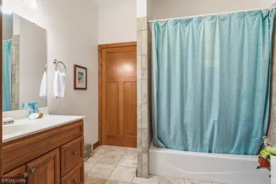225 Lawrence Boulevard W #402, Wabasha, MN 55981 - Photo 15