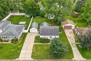 823 Oakwood Dr, Anoka, MN 55303 - Photo 3