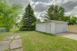 614 16th St N, Moorhead, MN 56560 - Photo 39