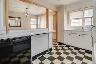 614 16th St N, Moorhead, MN 56560 - Photo 17