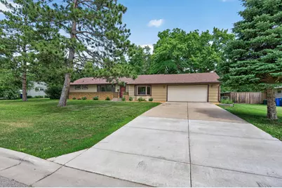 11201 Washburn Avenue S, Bloomington, MN 55431 - Photo 3