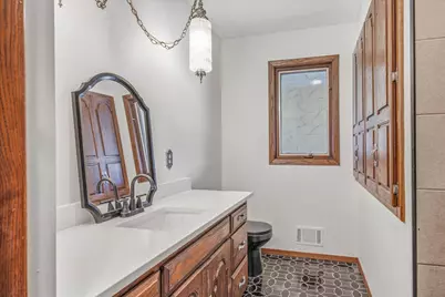 316 Colleen Avenue, Shoreview, MN 55126 - Photo 5