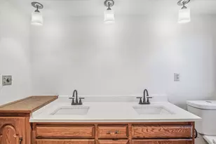 316 Colleen Ave, Shoreview, MN 55126 - Photo 7