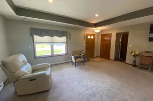 8 Abbey Ln, Kasson, MN 55944 - Photo 3